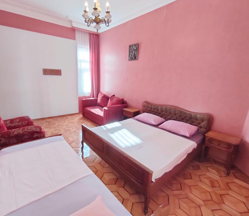 Batumi Sun Hostel 외부 사진