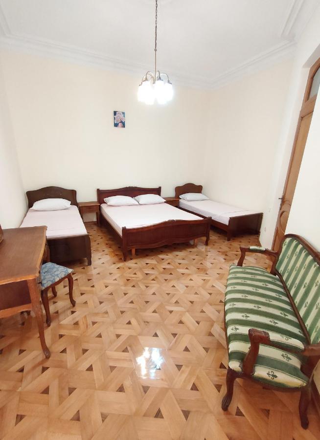 Batumi Sun Hostel 외부 사진