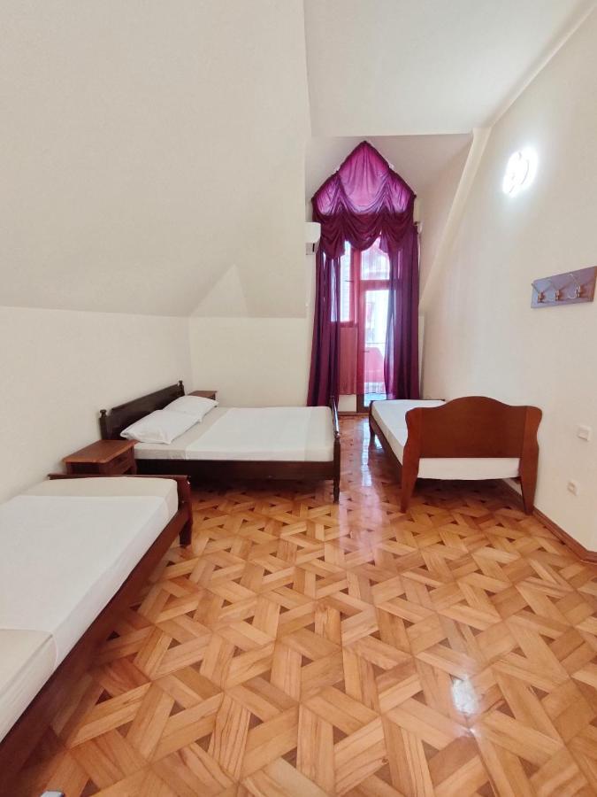 Batumi Sun Hostel 외부 사진