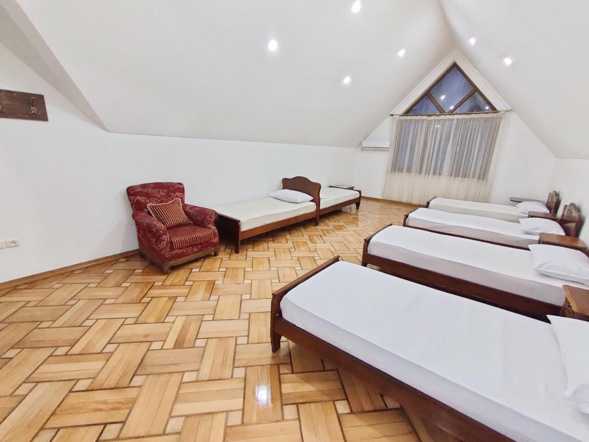 Batumi Sun Hostel 외부 사진