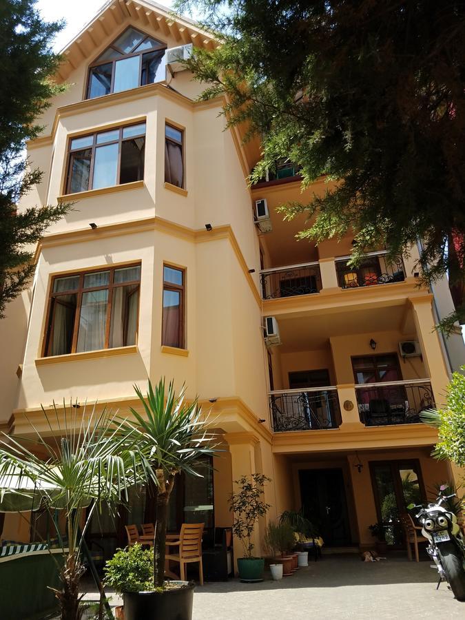 Batumi Sun Hostel 외부 사진